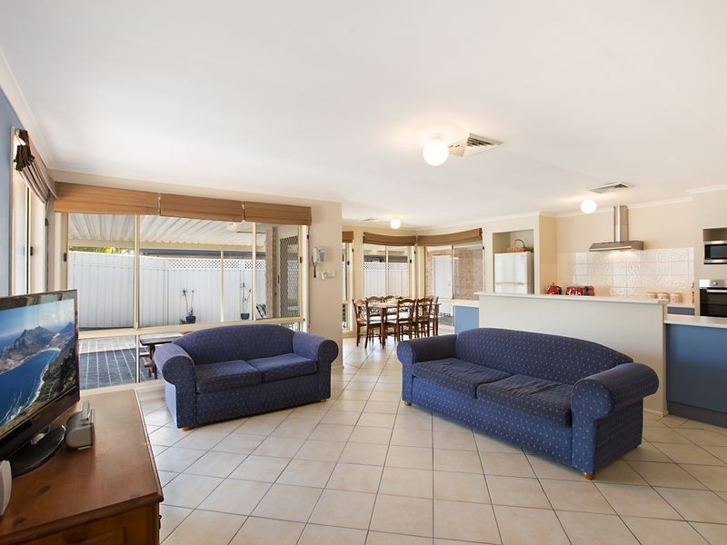 13 Spotted Gum Close, Hamlyn Terrace NSW 2259