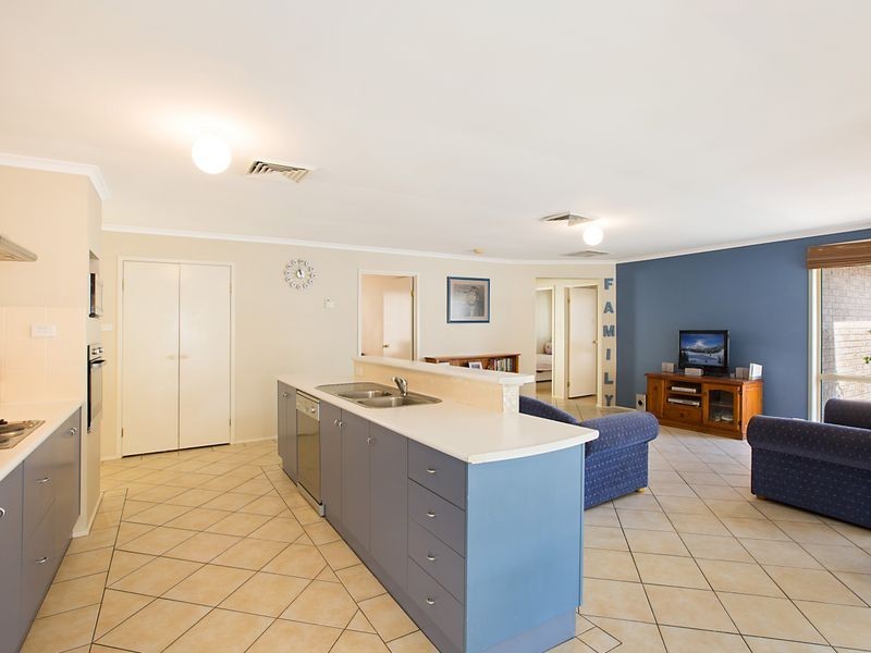 13 Spotted Gum Close, Hamlyn Terrace NSW 2259