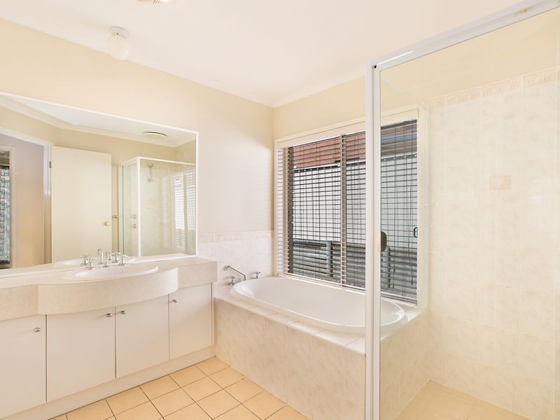 13 Spotted Gum Close, Hamlyn Terrace NSW 2259