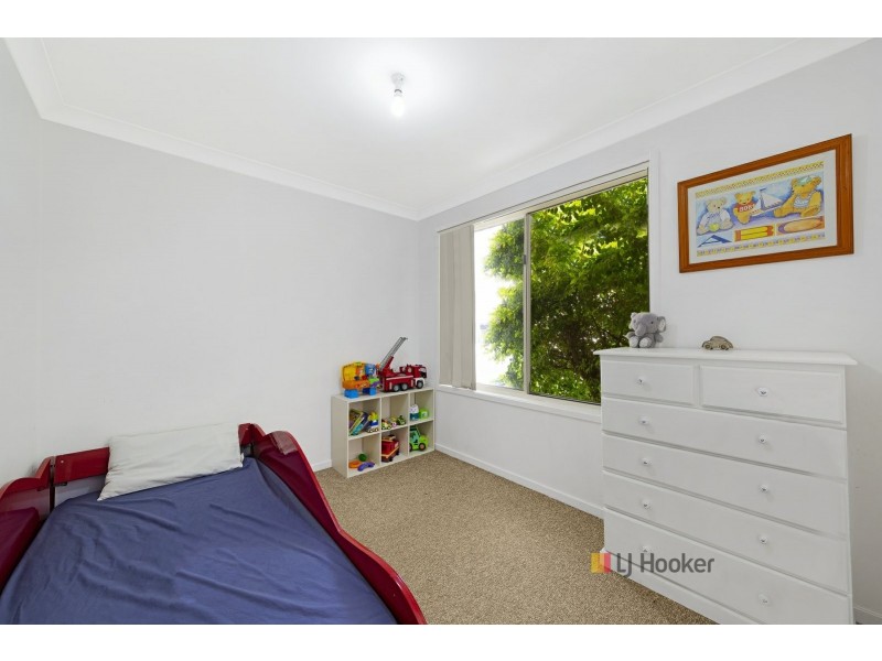 17 Lady Kendall Drive, Blue Haven NSW 2262