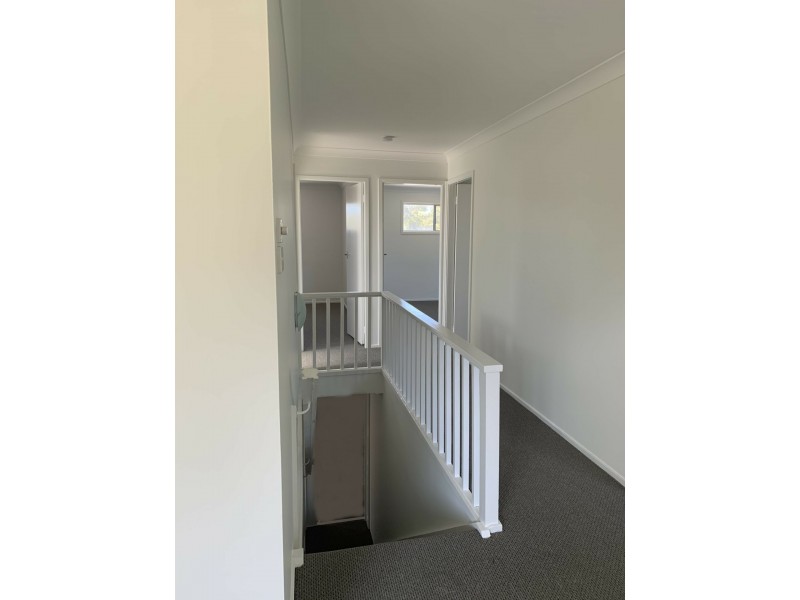 1/9 Tenth Avenue, Budgewoi NSW 2262