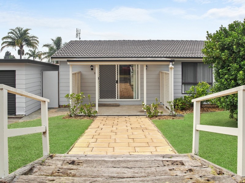 9 Woolana Avenue, Budgewoi NSW 2262