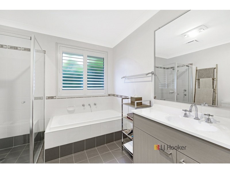 162 Blueridge Drive, Blue Haven NSW 2262