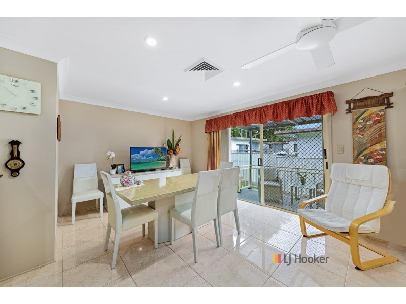 10 Woolana Avenue, Budgewoi NSW 2262