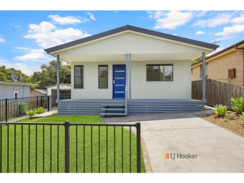 12A Kevin Street, Mannering Park NSW 2259