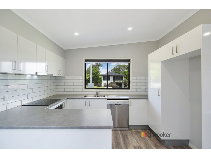 12A Kevin Street, Mannering Park NSW 2259