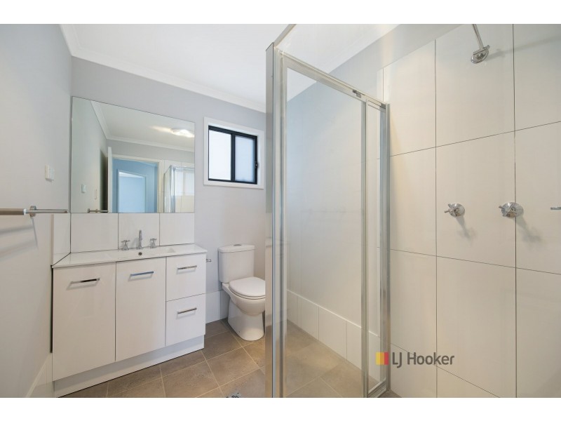 12A Kevin Street, Mannering Park NSW 2259