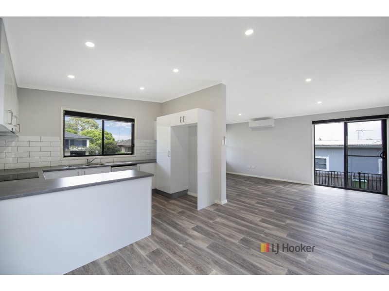 12A Kevin Street, Mannering Park NSW 2259