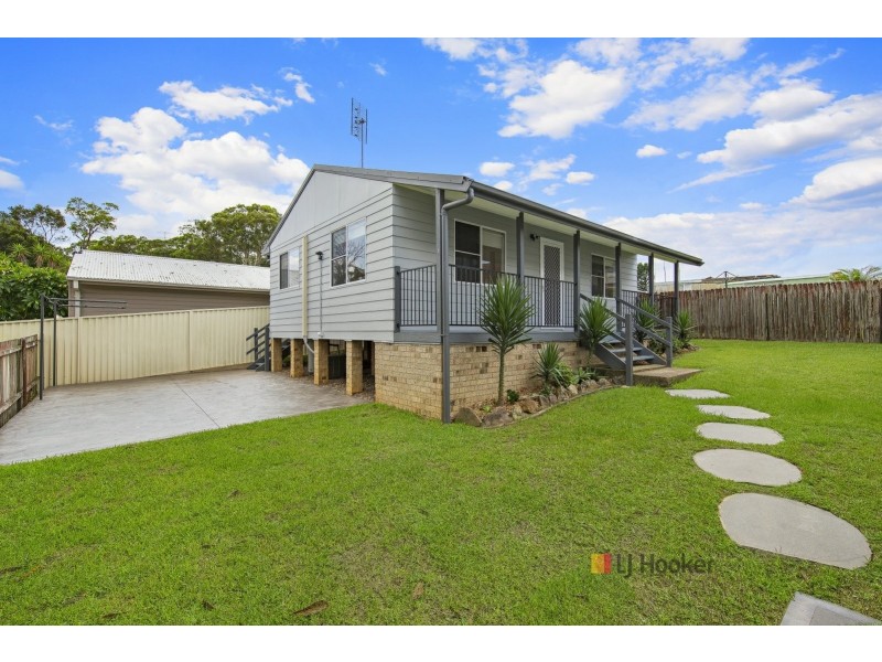 12 Kevin Street, Mannering Park NSW 2259
