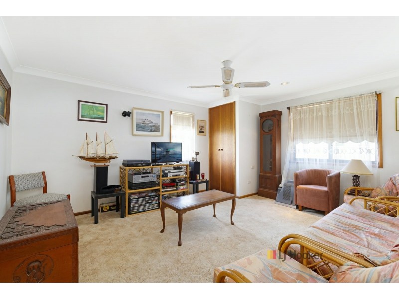 44 Danbury Avenue, Gorokan NSW 2263