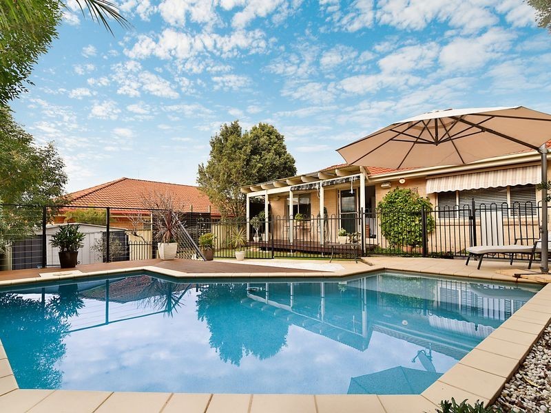 16 Courigal Street, Lake Haven NSW 2263