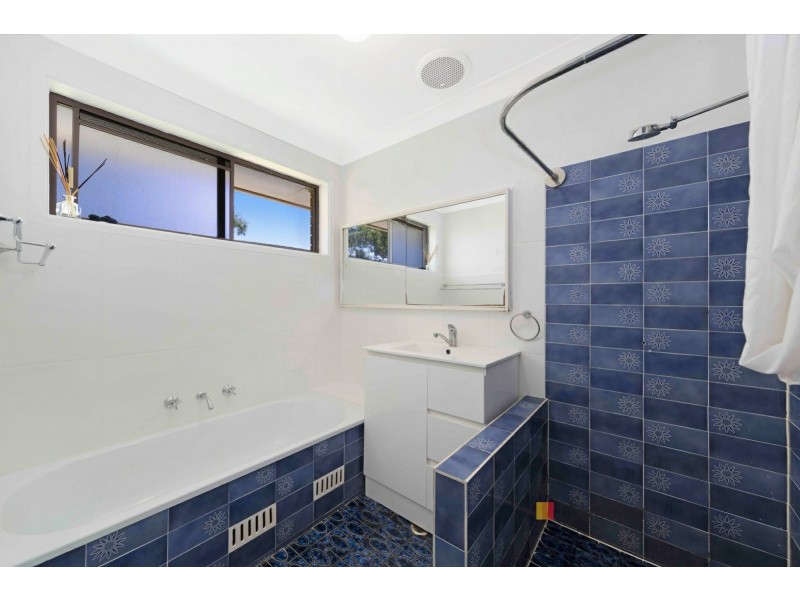 5 Kailua Avenue, Budgewoi NSW 2262