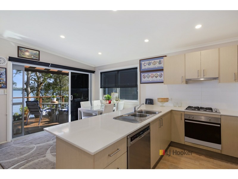 14/132 Findlay Avenue, Chain Valley Bay NSW 2259