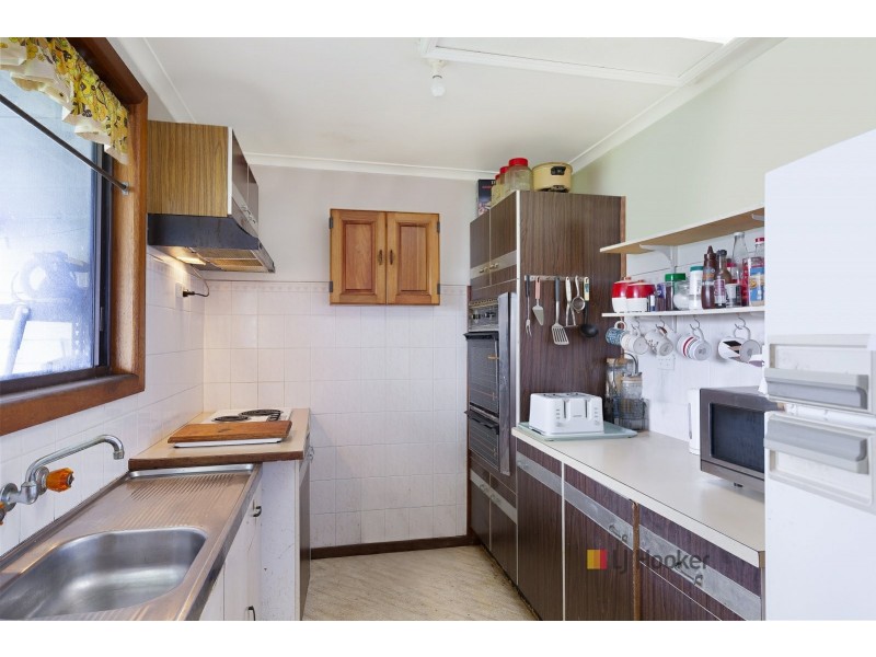 43 Iluka Avenue, San Remo NSW 2262