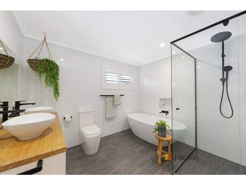 7 Jones Avenue, Toukley NSW 2263