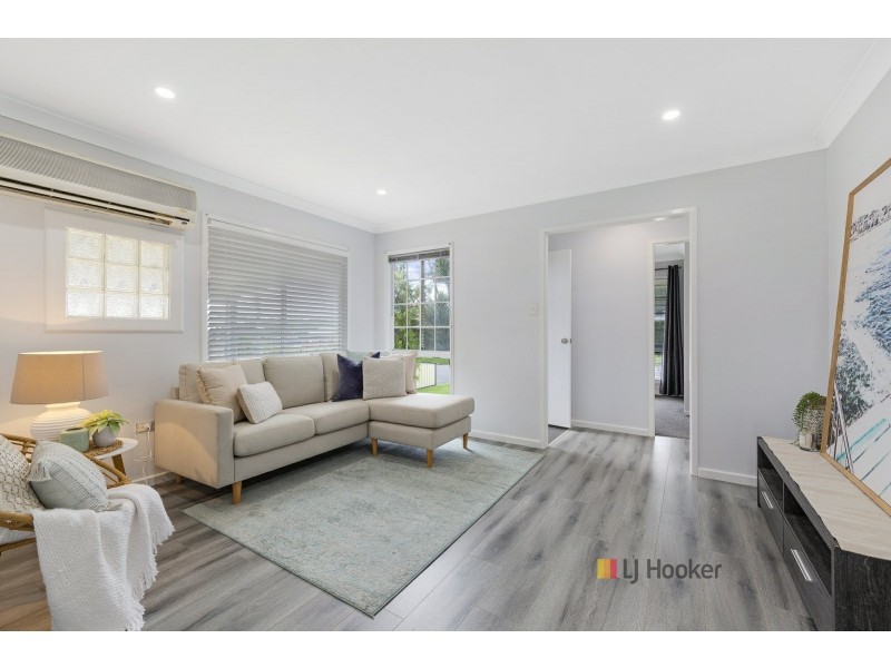 10 Deakin Avenue, Lake Munmorah NSW 2259