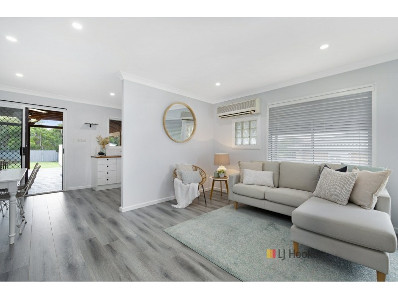 10 Deakin Avenue, Lake Munmorah NSW 2259