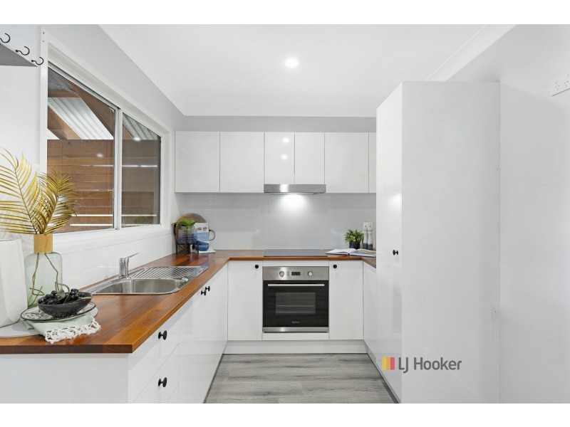 10 Deakin Avenue, Lake Munmorah NSW 2259