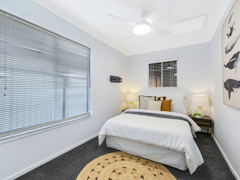 10 Deakin Avenue, Lake Munmorah NSW 2259