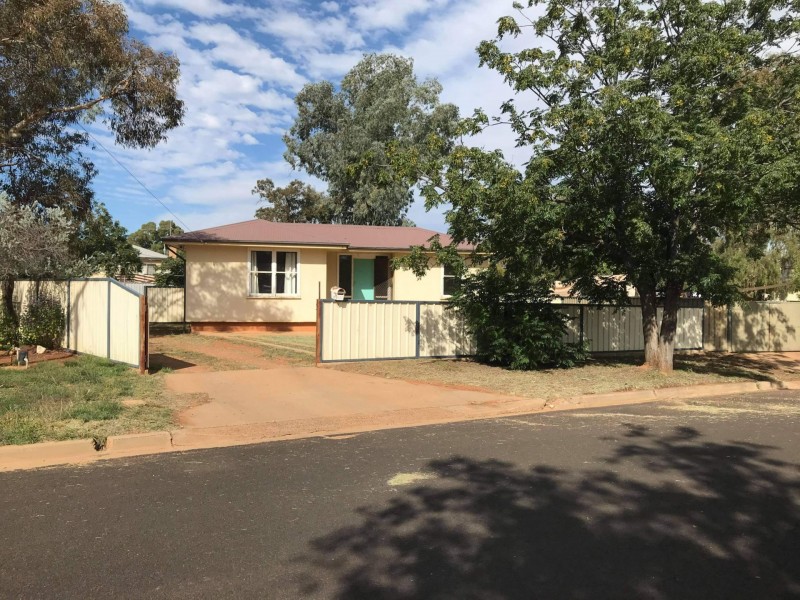 2 Wilga Crescent, Cobar NSW 2835