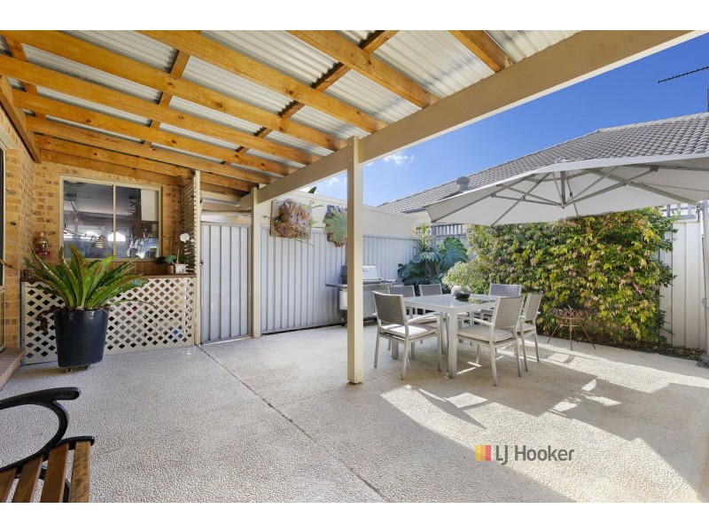 2 Starboard Row, Lake Munmorah NSW 2259