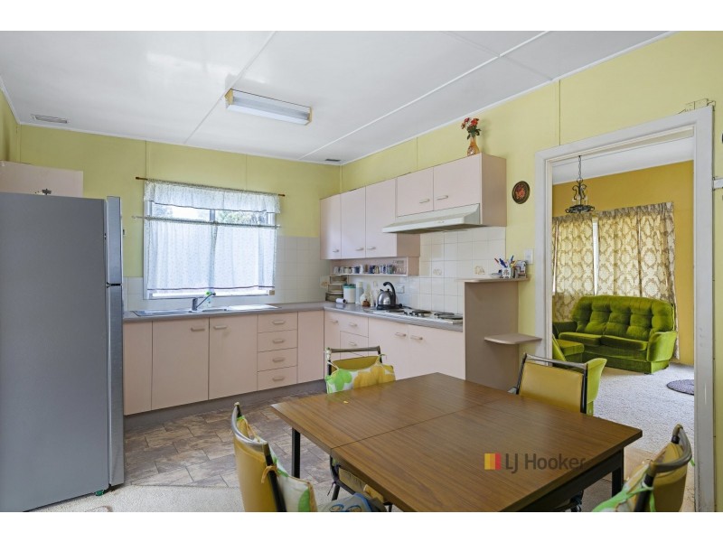 17 Scenic Drive, Budgewoi NSW 2262