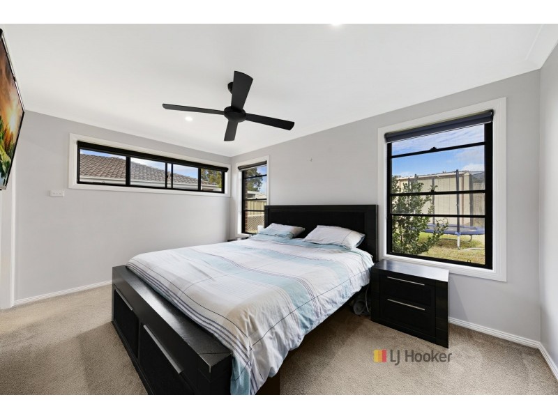 127 Winbin Crescent, Gwandalan NSW 2259