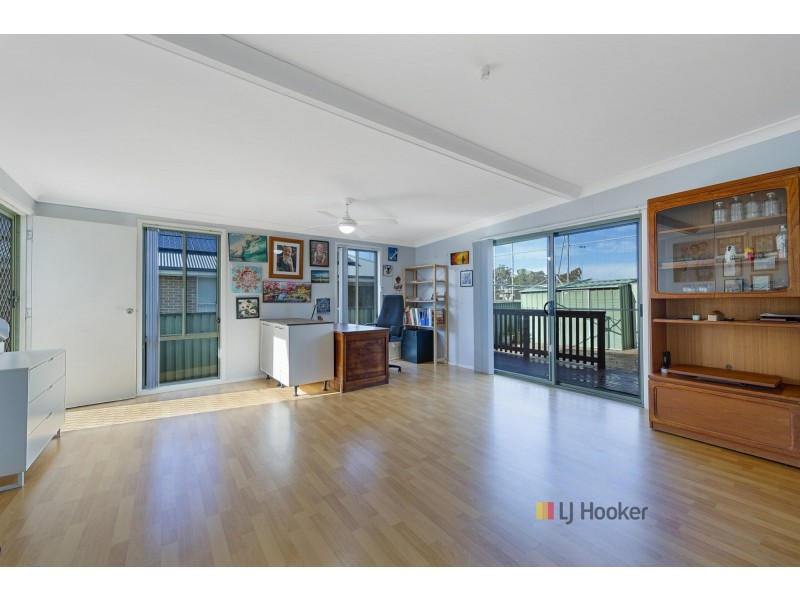 18 Elua Avenue, Budgewoi NSW 2262