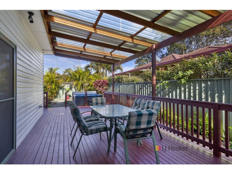 18 Elua Avenue, Budgewoi NSW 2262