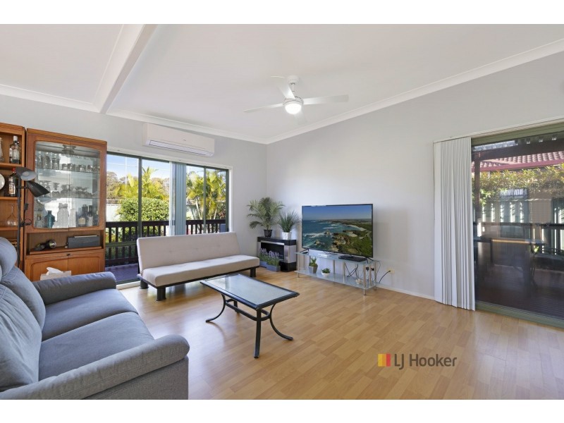 18 Elua Avenue, Budgewoi NSW 2262