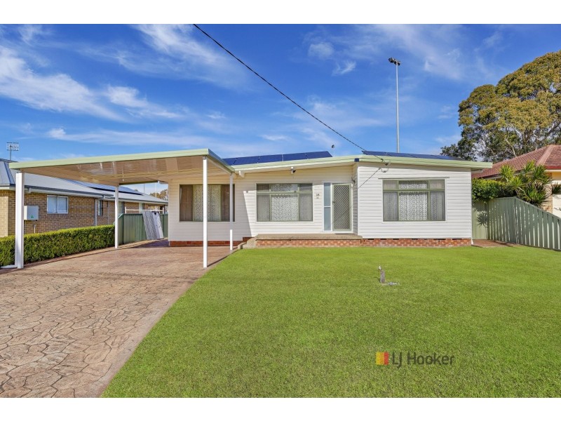 18 Elua Avenue, Budgewoi NSW 2262