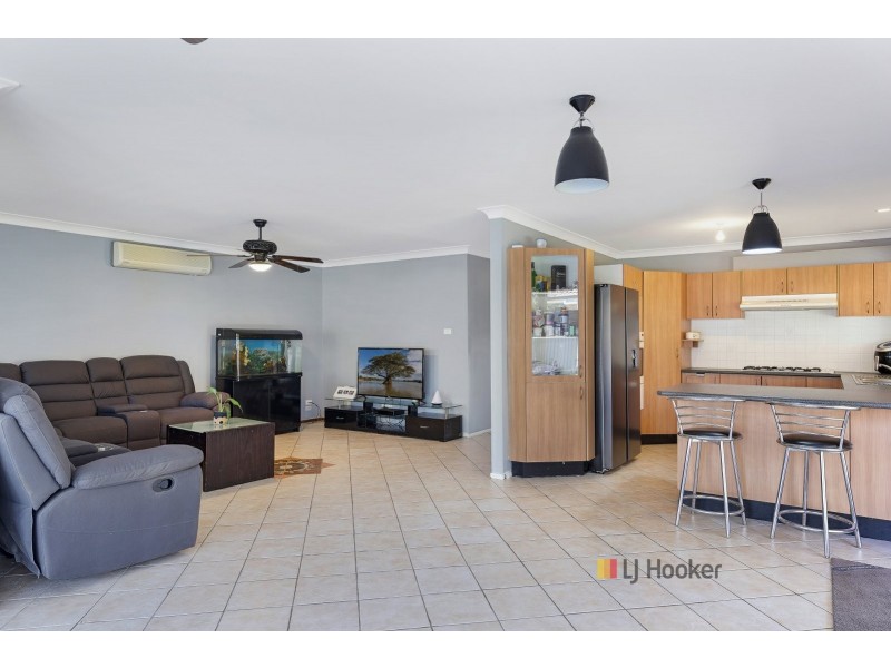 26 Pinehurst Way, Blue Haven NSW 2262