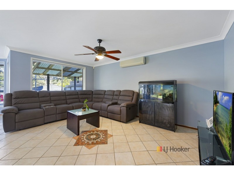 26 Pinehurst Way, Blue Haven NSW 2262