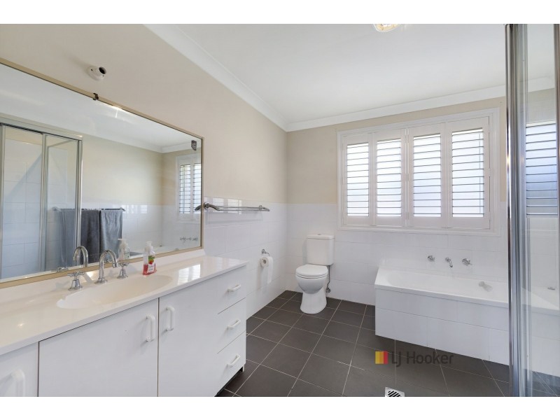 26 Pinehurst Way, Blue Haven NSW 2262