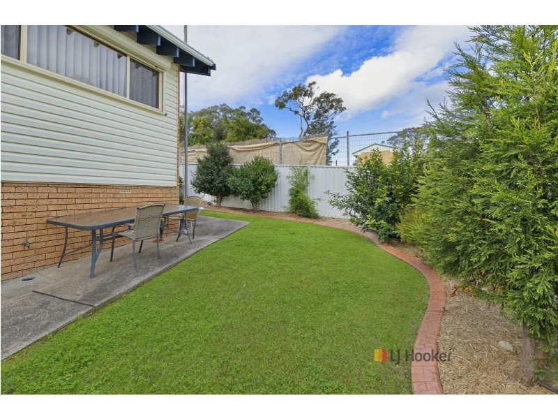 25 Lauren Avenue, Lake Munmorah NSW 2259