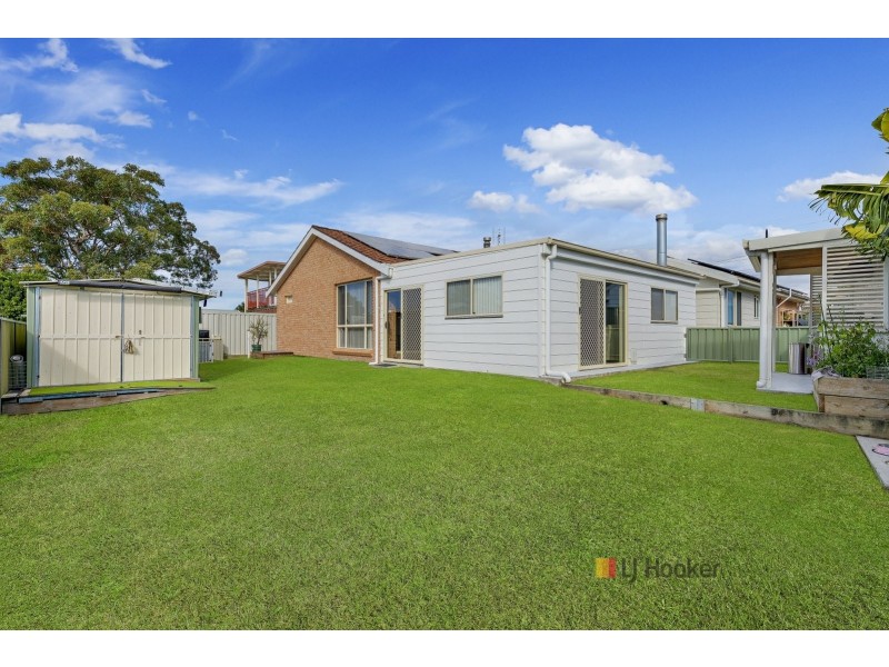 25 Collendina Road, Gwandalan NSW 2259