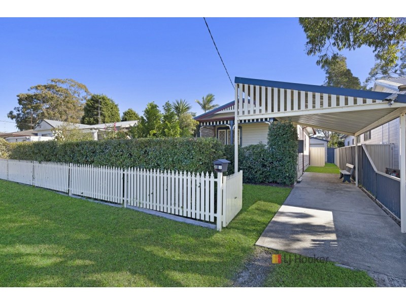 17 Kalani Street, Budgewoi NSW 2262