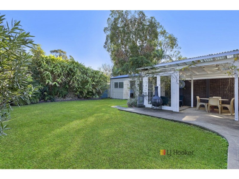 17 Kalani Street, Budgewoi NSW 2262