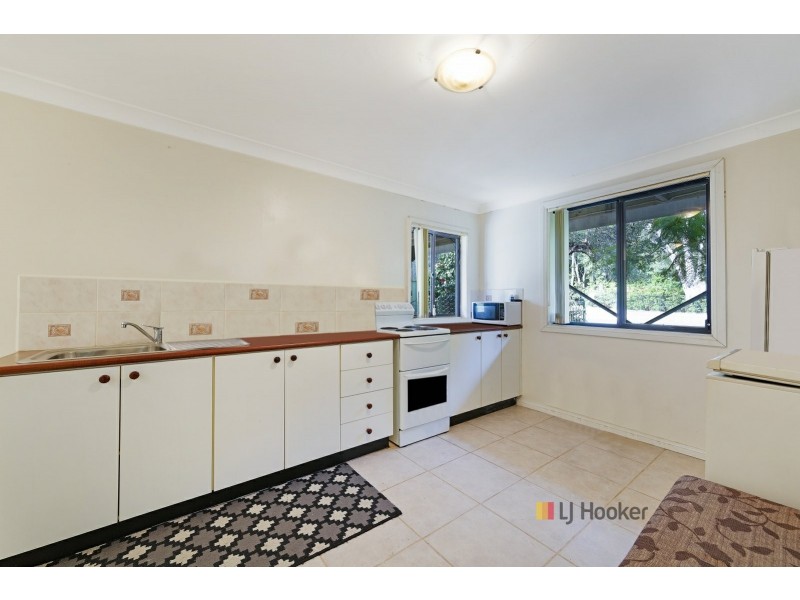 18 Oleander Street, Canton Beach NSW 2263