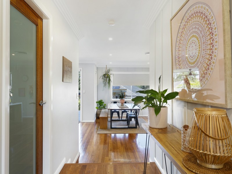 18 Haven Cres, Woongarrah NSW 2259