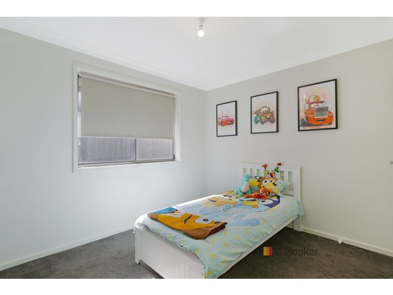 8 Carroll Circuit, Cooranbong NSW 2265