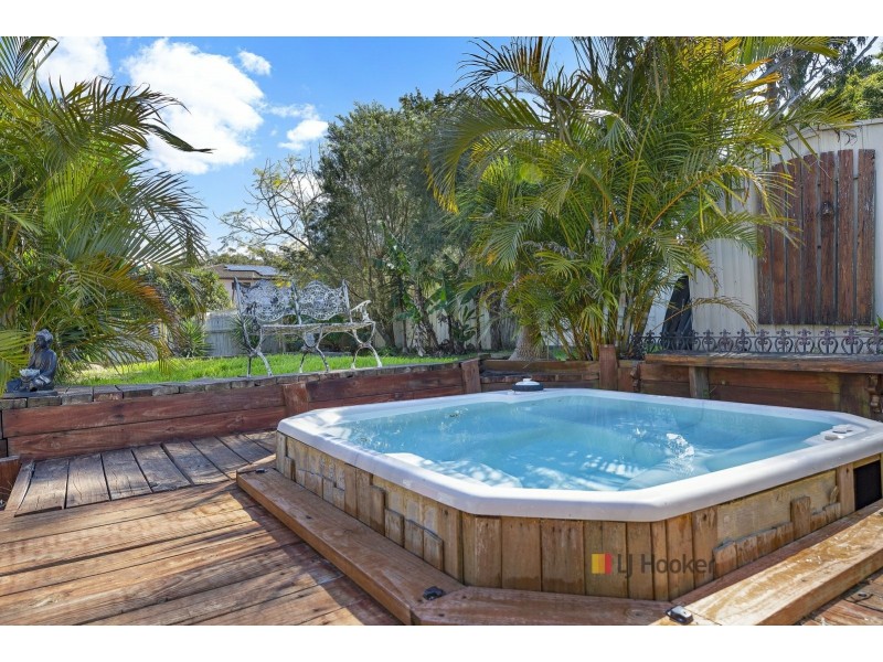 59 Anita Avenue, Lake Munmorah NSW 2259