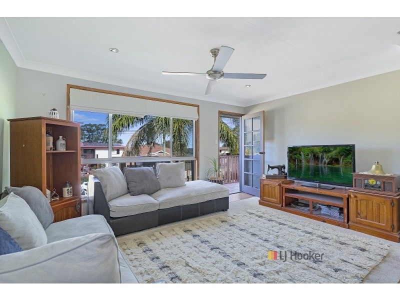 59 Anita Avenue, Lake Munmorah NSW 2259