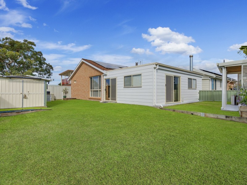 25a Collendina Street, Gwandalan NSW 2259