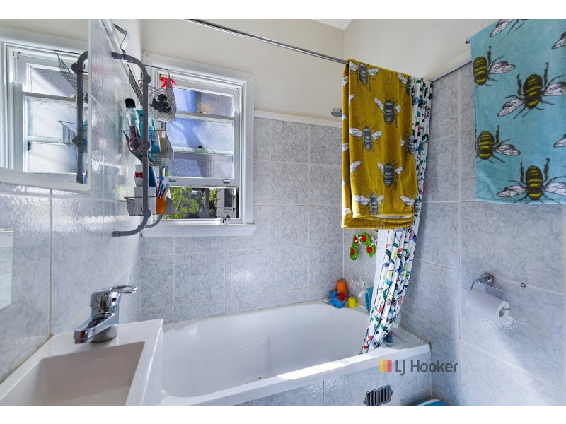 1 Coonanga Avenue, Budgewoi NSW 2262