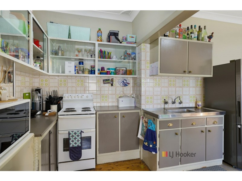 1 Coonanga Avenue, Budgewoi NSW 2262