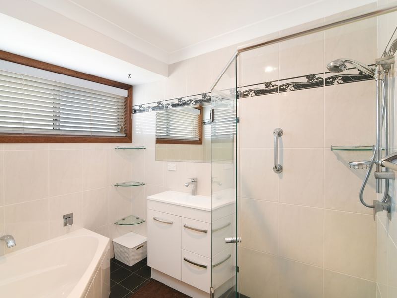 15 Woodside Court, Lake Haven NSW 2263