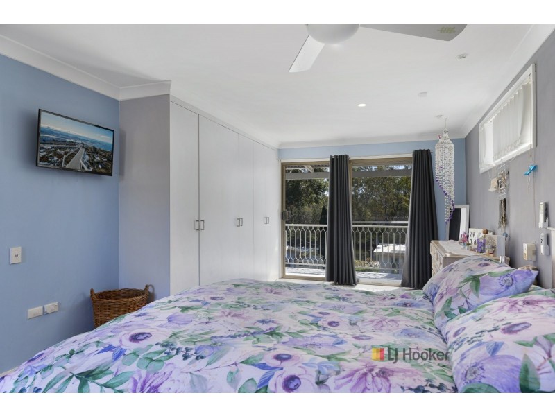 73 Birdwood Drive, Blue Haven NSW 2262