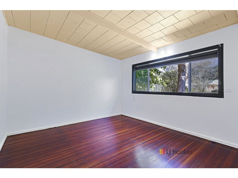 11 Natuna Avenue, Budgewoi NSW 2262