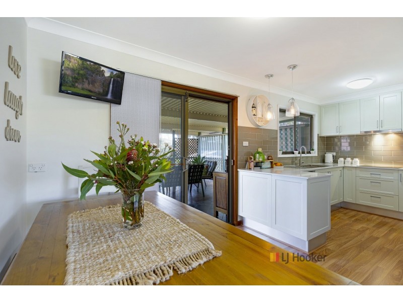 11 Birdwood Drive, Blue Haven NSW 2262